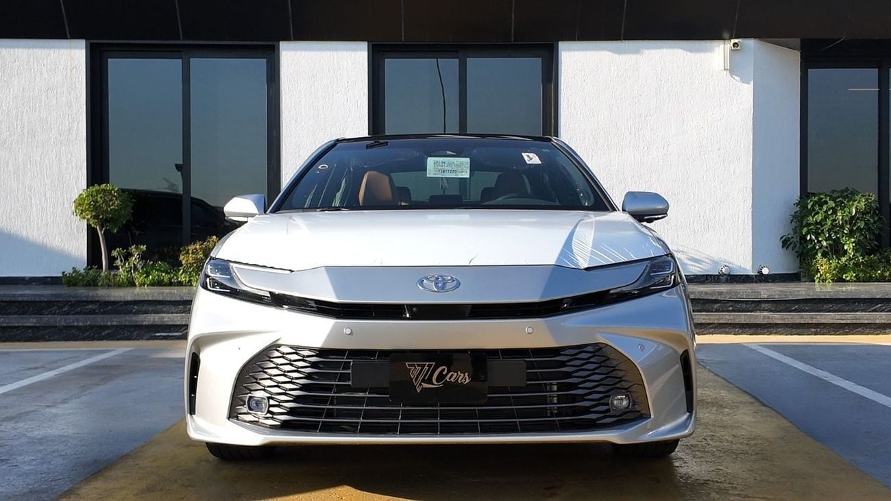 تويوتا كامري  2026 Toyota Camry HEV | 2.5L Hybrid | 208 HP | e-CVT | GCC Specs