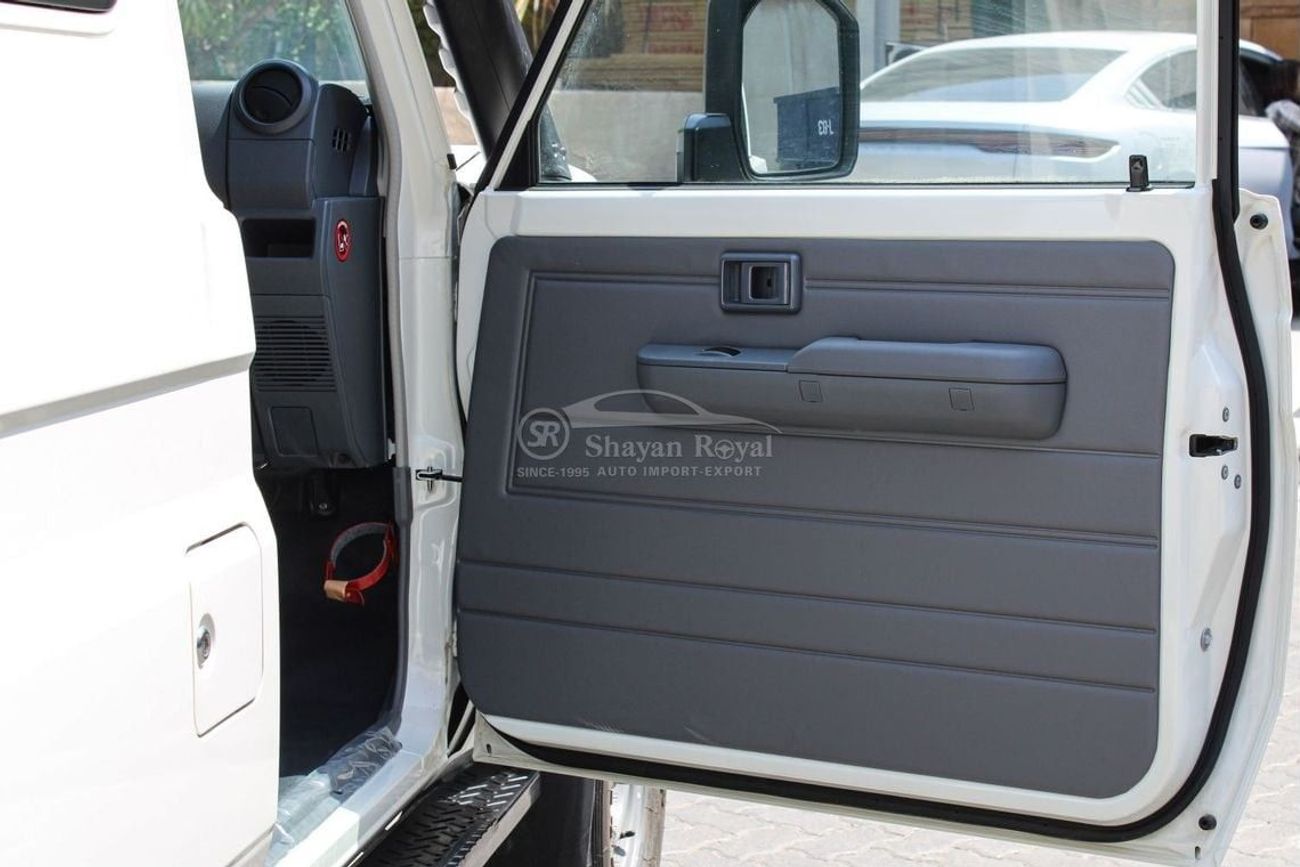 Toyota Land Cruiser 70 LHD LC78 4.2L DSL V6 4WD 3DR 13S MT 2025MY