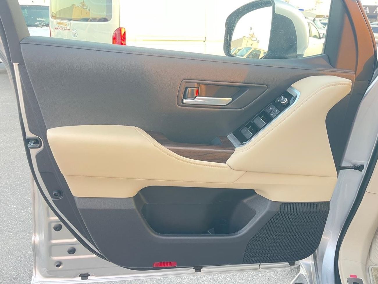 تويوتا لاند كروزر