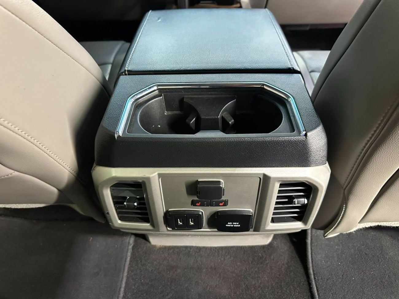 Ford F-150 LARIAT