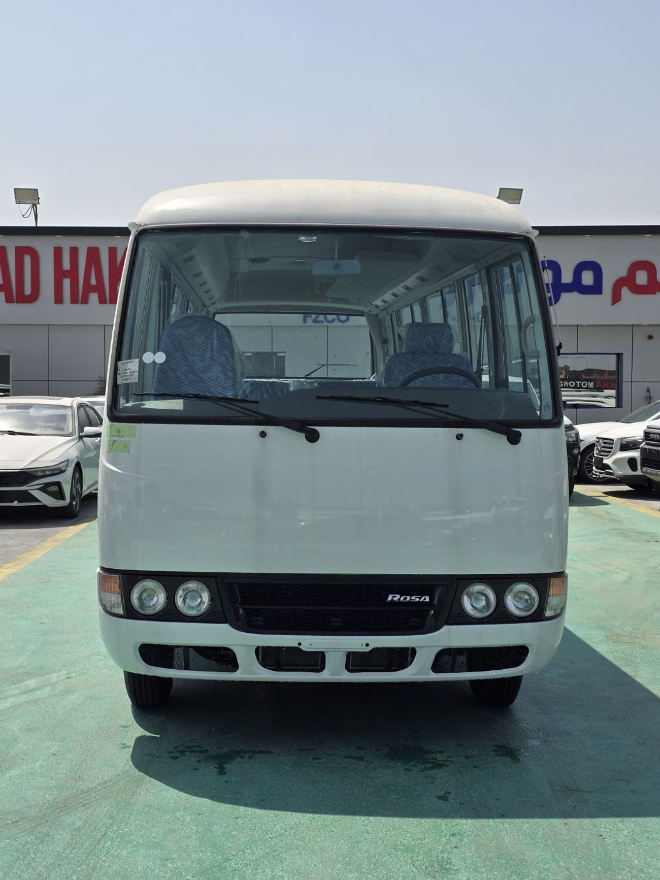 ميتسوبيشي روزا