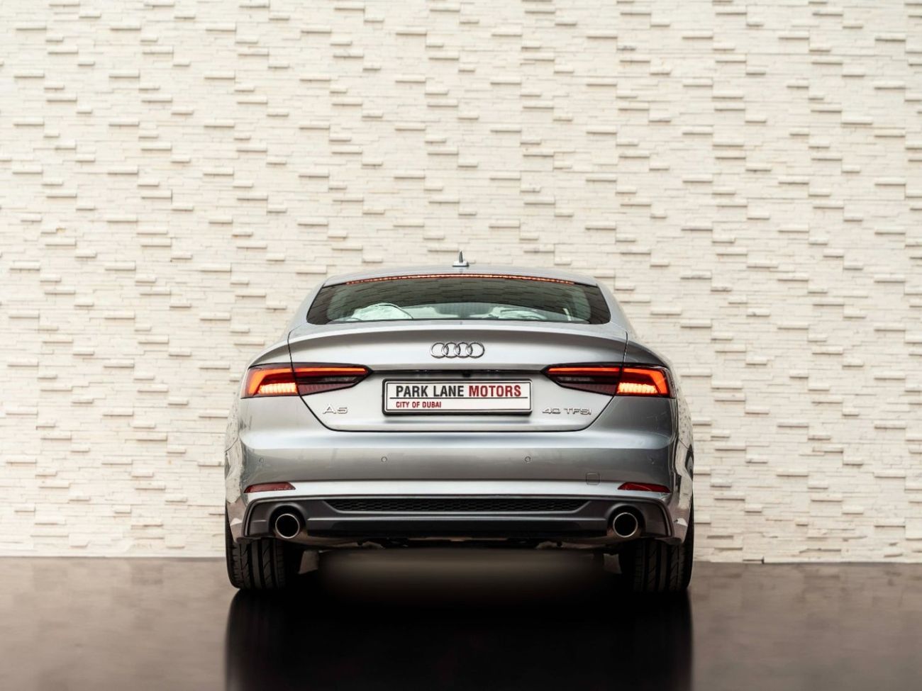 أودي A5 40 TFSI S Line 2.0L (190 HP)