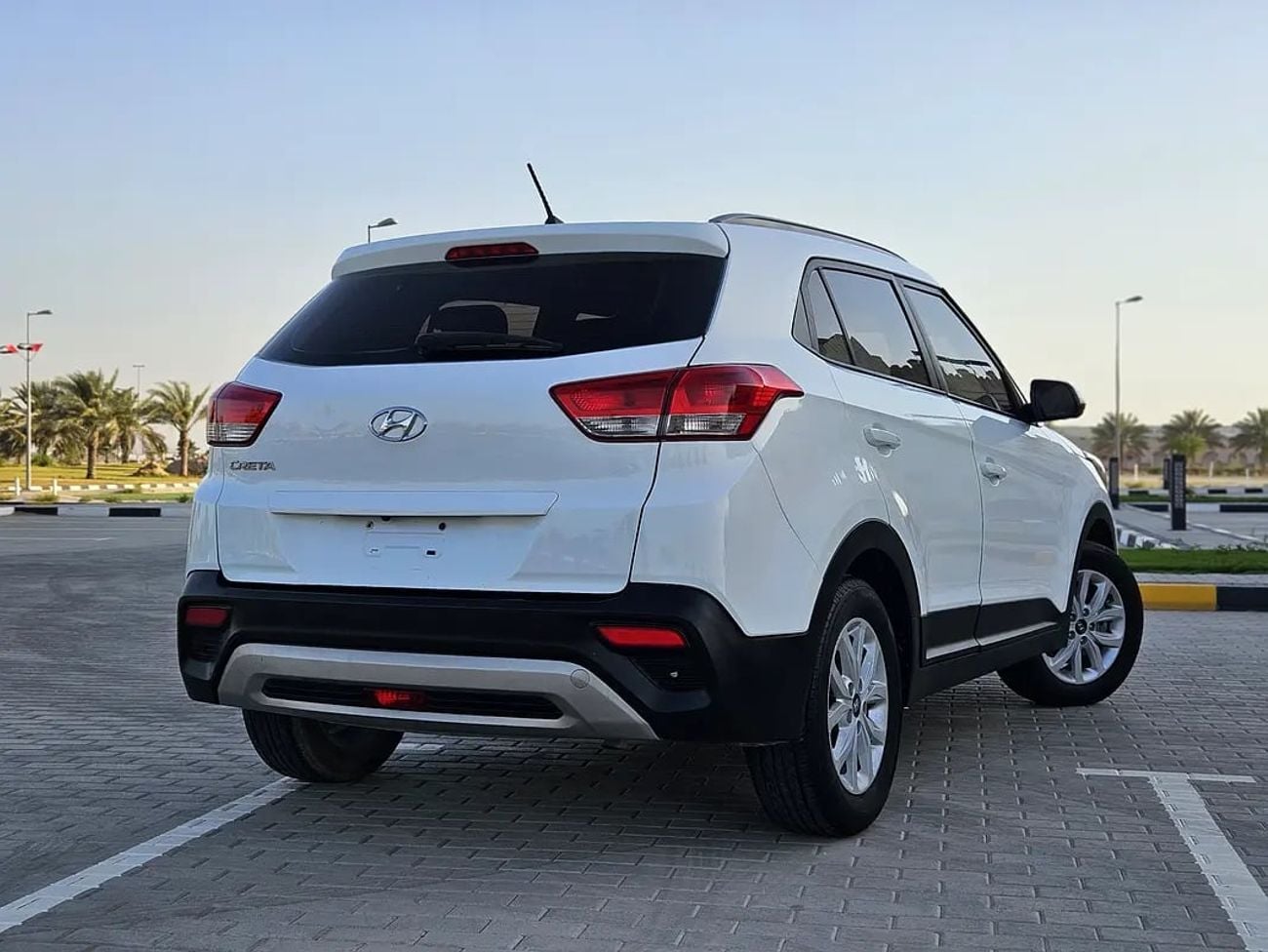 هيونداي كريتا GL | GCC Specs | Well Maintained Clean Compact Family Mid Sized Low KM SUV