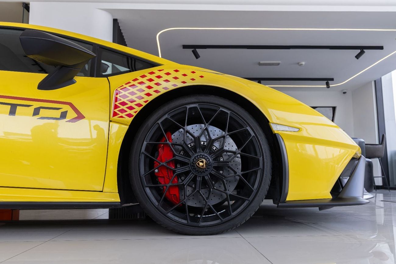 لامبورغيني هوراكان Lamborghini Huracan STO | Warranty Available | 2022
