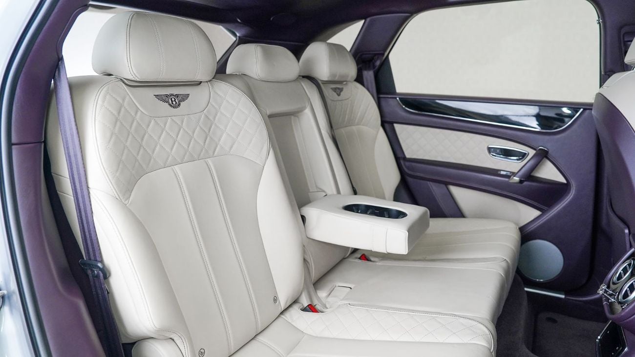 بنتلي بينتايجا Bentayga 4.0T