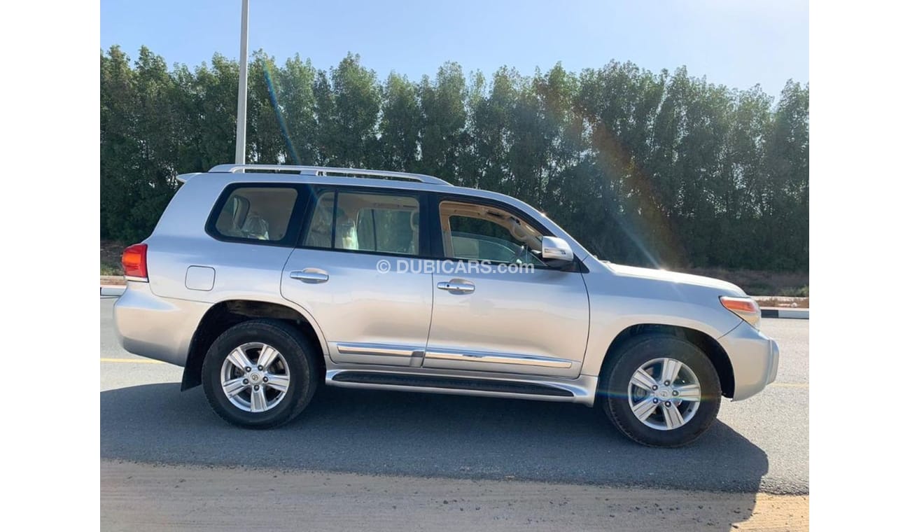 تويوتا لاند كروزر تويوتا لاند كروزر جي اكس ار 2013 مواصفات خليجي بدون حوادث