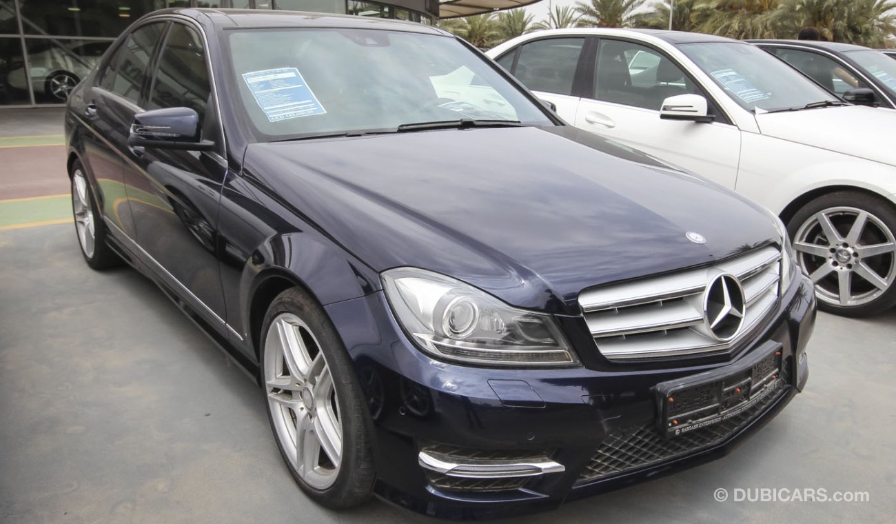 Mercedes-Benz C200