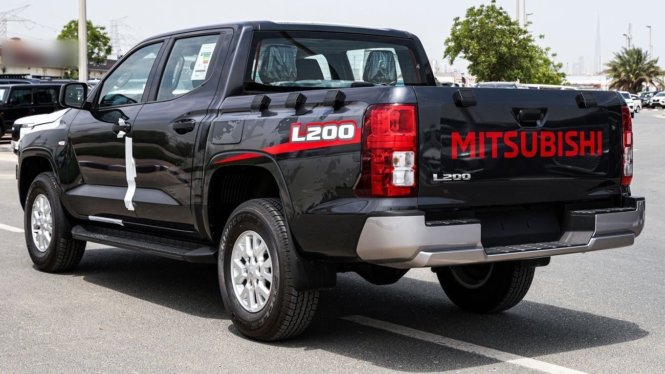 ميتسوبيشي L200 جديدة كليًا ميتسوبيشي L200 C79 GLX 2.5L ديزل قير عادي دفع رباعي 2026 خليجي – للتصدير فقط