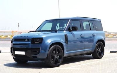 Land Rover Defender Defender 110 HSE P400 V6 2022 BRAND New car Under Warranty full option super clean car SPECS GCC