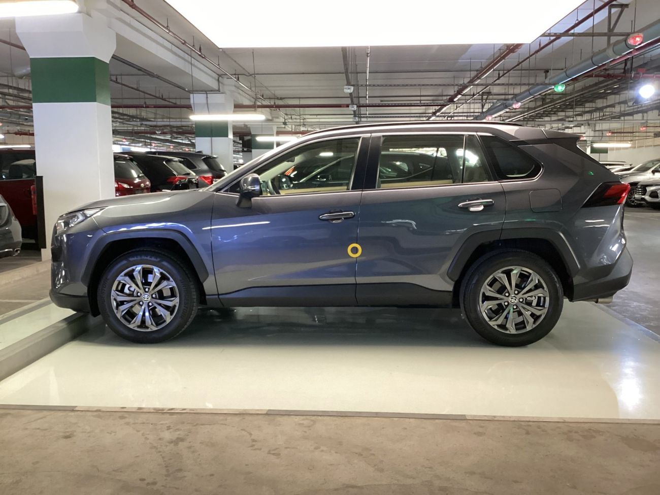 تويوتا راف ٤ VX | شامل الضمان | 0 ﺪﻔﻋﺓ ﺃﻮﻟﻯ