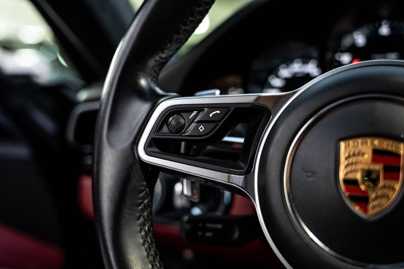 بورش 911 Carrera 3.0L (444 HP) Coupe