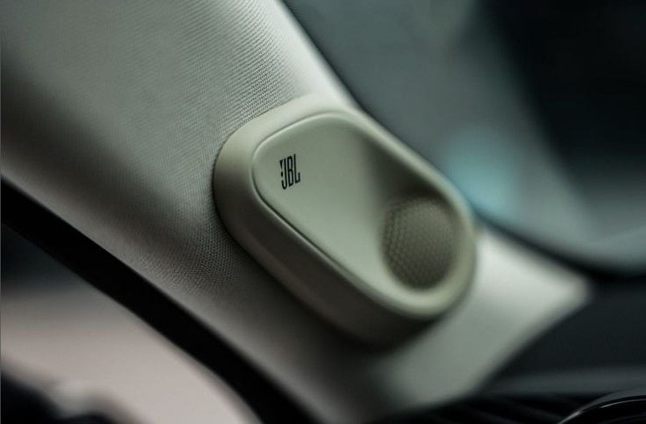 Toyota Crown Toyota Crown Hybrid 2.4L Full Option | GCC |