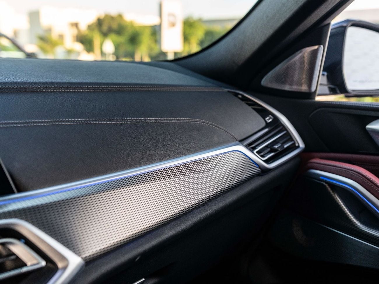 بي أم دبليو X6 xDrive40i Luxury M Sport Package 3.0L