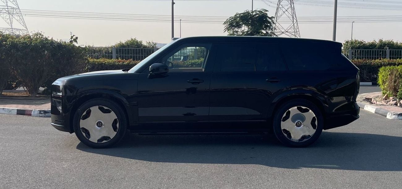 زيكر 9X 2.0L Plug-in Hybrid--BIG BETTERY-1,380 HP  Ultra Edition