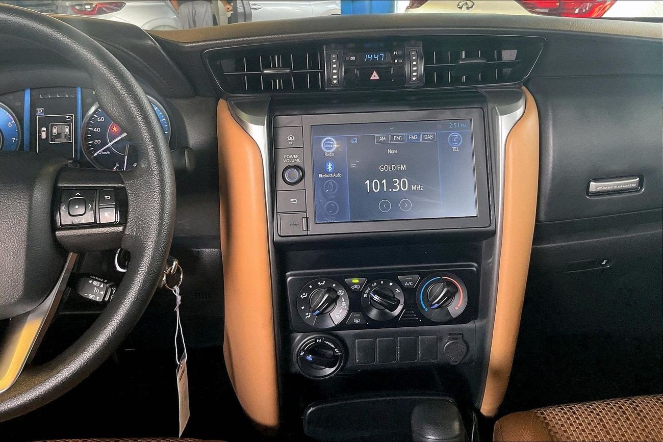 تويوتا فورتونر EXR | شامل الضمان | 0 ﺪﻔﻋﺓ ﺃﻮﻟﻯ