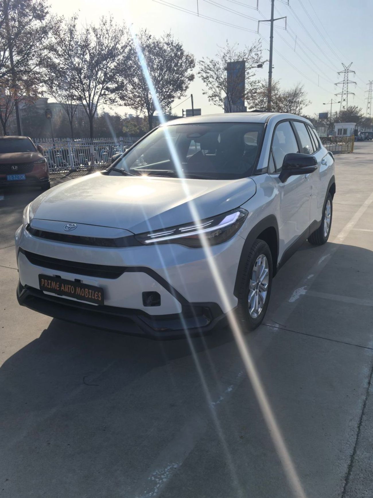 Toyota Frontlander TOYOTA FRONTLANDER,2.0L,HYBRID,ELITE PLUS,NEW SHAPE,SUNROOF,RADAR,LEATHER SEATS,DRIVER POWER SEATS,4