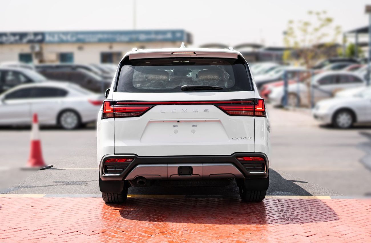 Lexus LX 700h 2025 Lexus LX700h Signature 3.5L AT Hybrid (White-Tan) 7 Seats