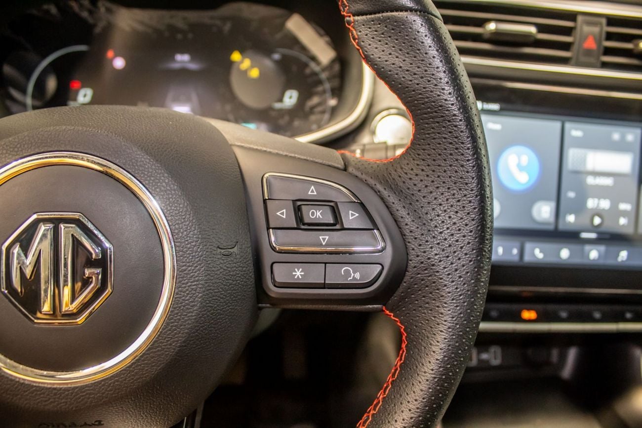 أم جي ZS EV LUX