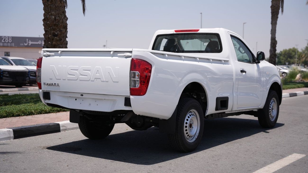 Nissan Navara Nissan Navara 2.5 Diesel XE 4X2 MT SCab Plus MY-2023