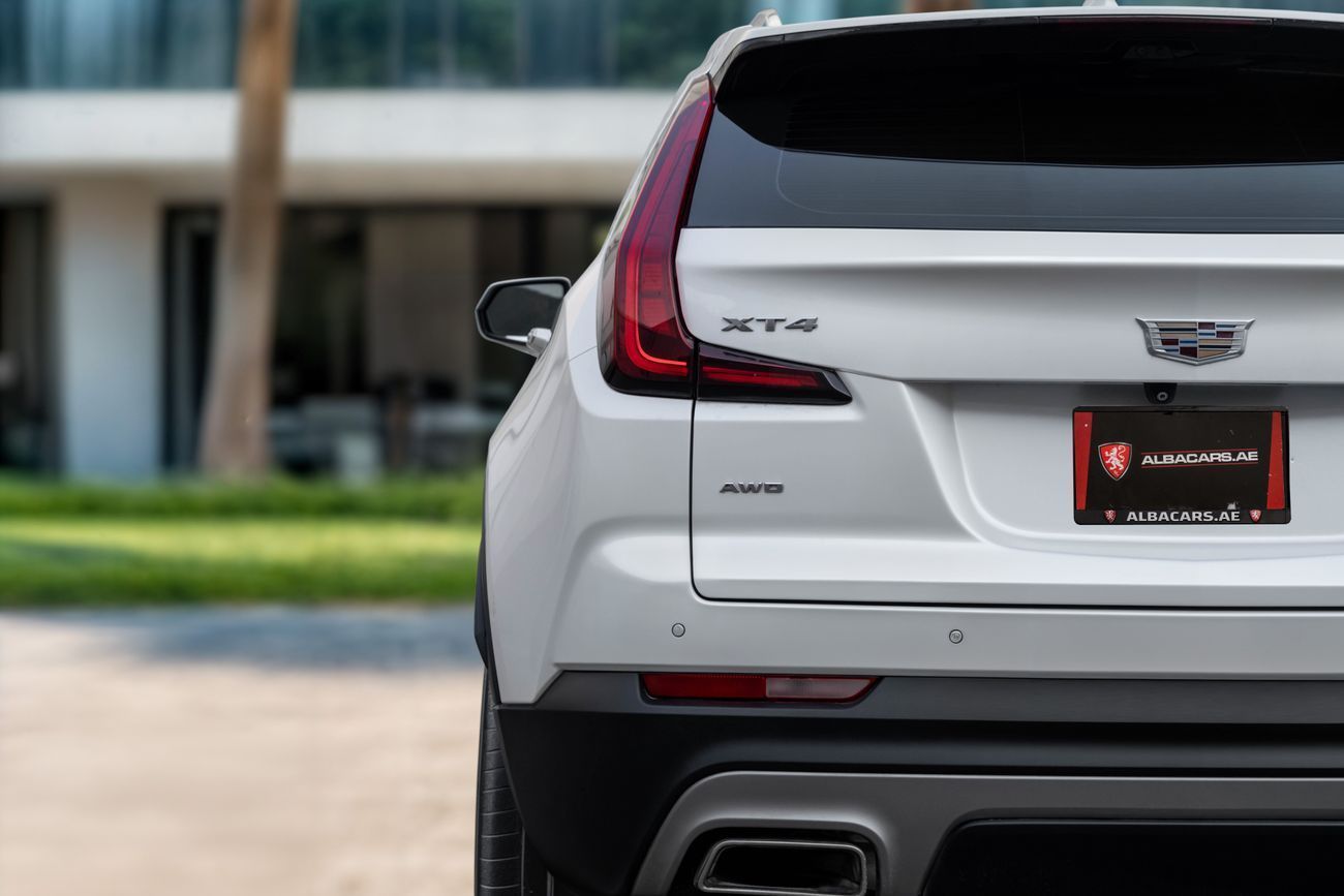 Cadillac XT4 XT4  | 1,615 P.M | 0% Downpayment | Agency Service Contract | Pristine!