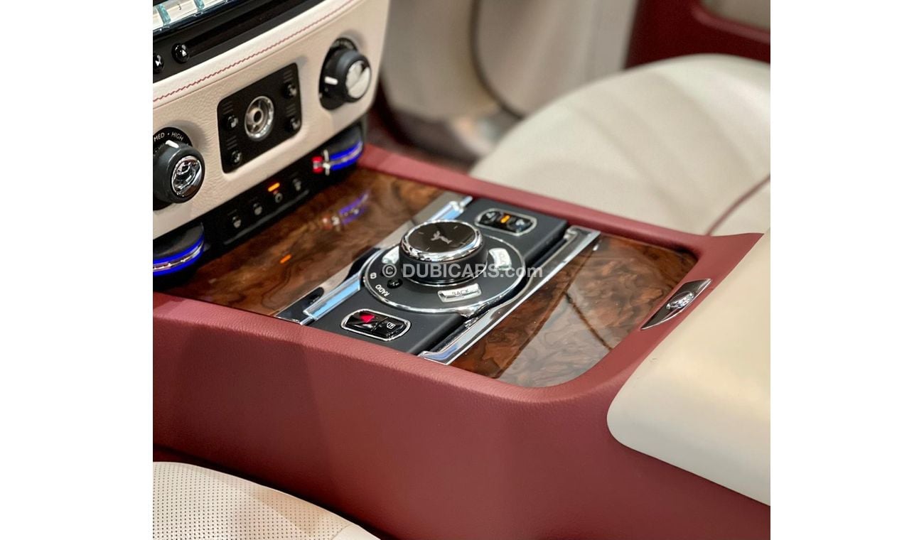 رولز رويس جوست 2014 Rolls Royce Ghost V Edition 4 Buttons LWB, One Years Warranty, Rolls Royce Service History, GCC