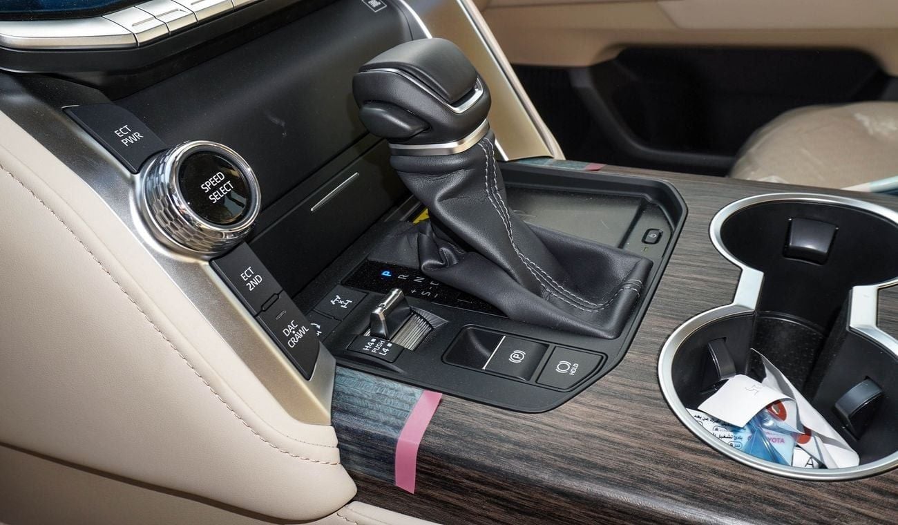 تويوتا لاند كروزر VX 4.0L