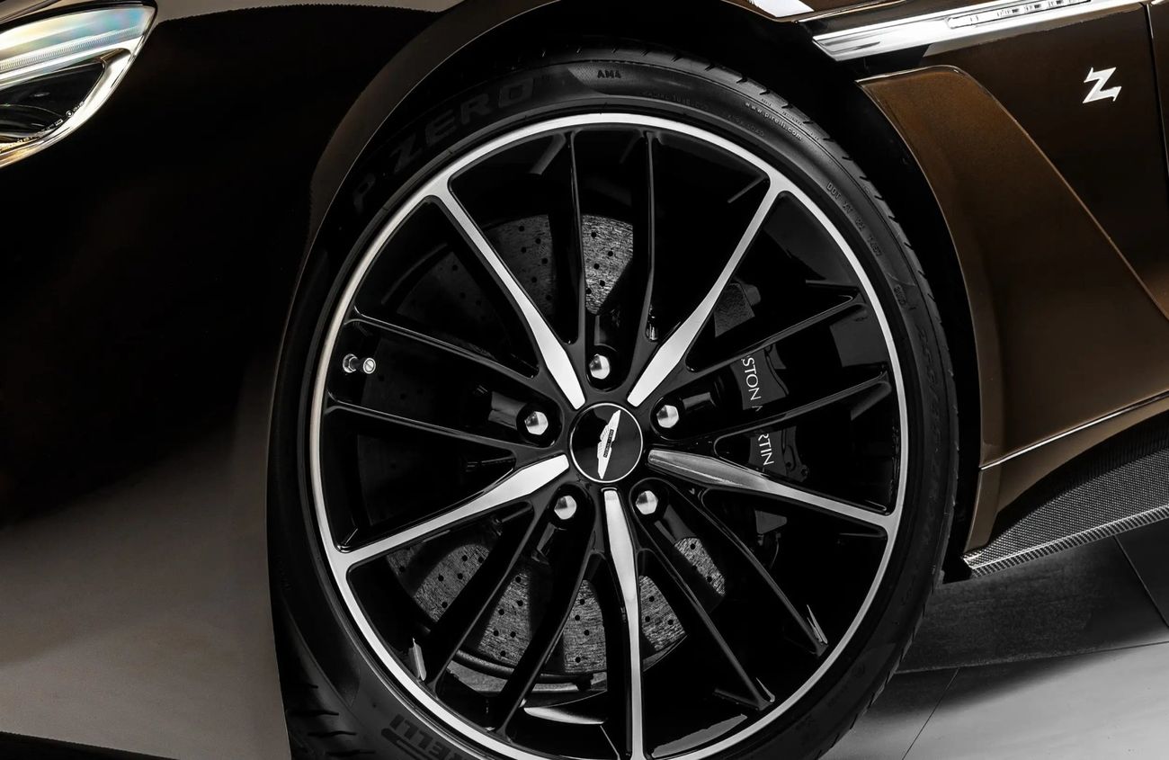 Aston Martin Vanquish 6.0L V12 Naturally Aspirated Engine