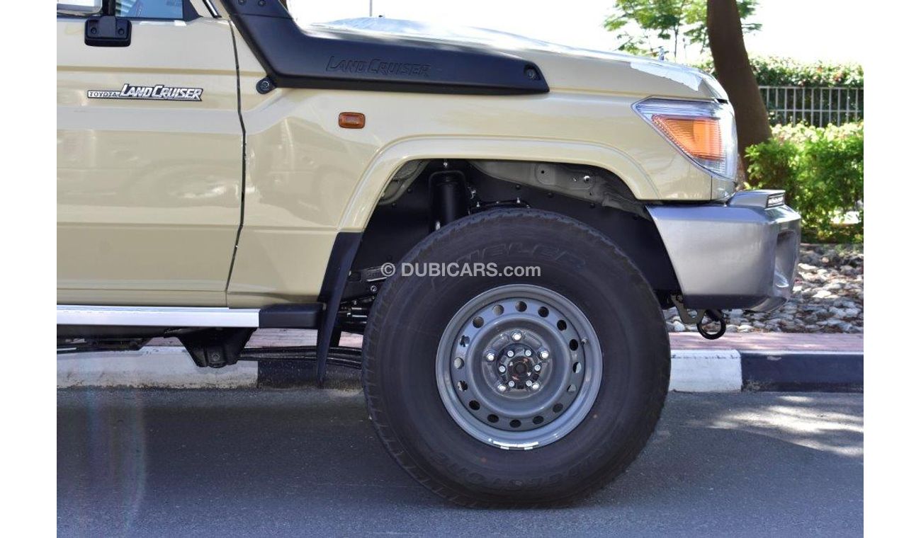 Toyota Land Cruiser 78 HARDTOP LONG WHEEL BASE V8 4.5L DSL 4WD 9 SEAT MT