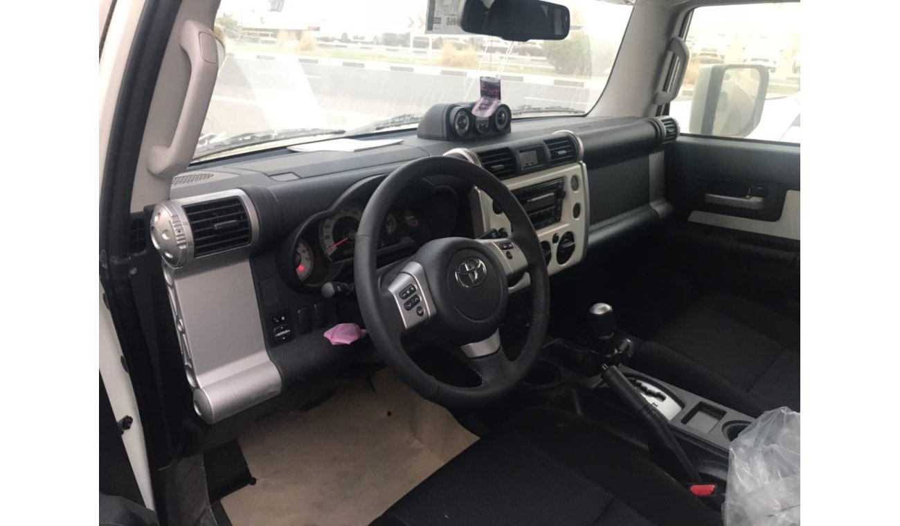 Toyota FJ Cruiser فول ابشن