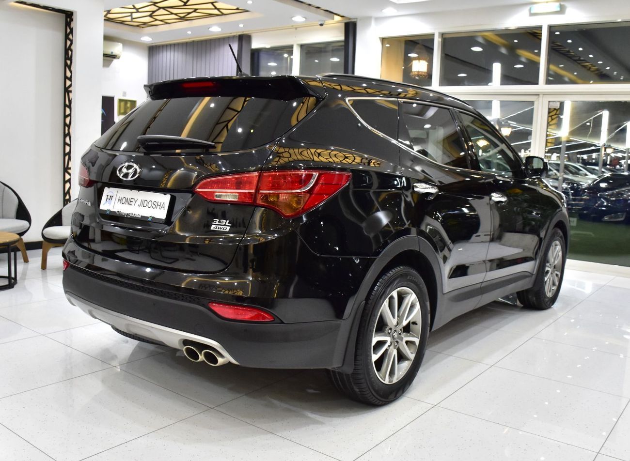 Hyundai Santa Fe EXCELLENT DEAL for our Hyundai SantaFe 4WD 3.3L ( 2014 Model ) in Black Color GCC Specs