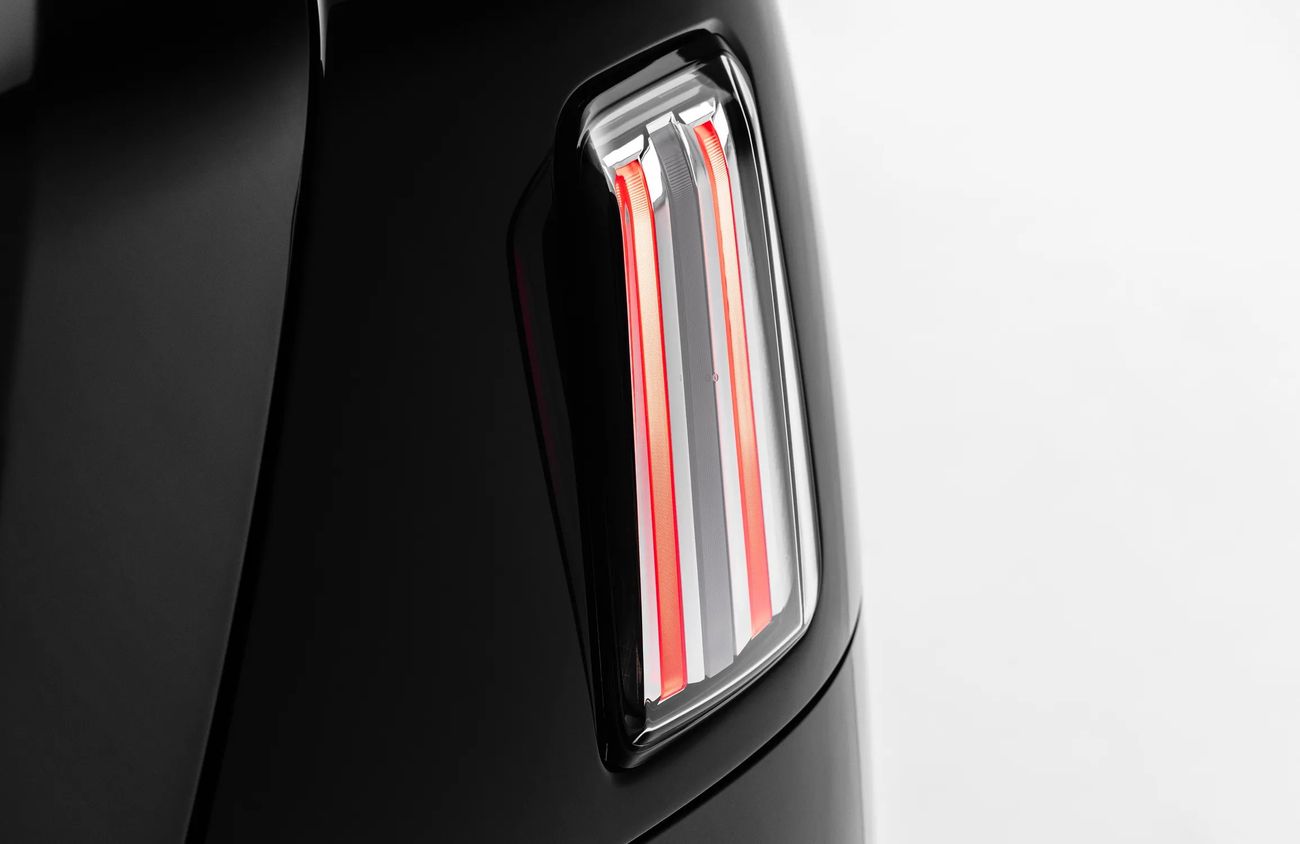 رولز رويس سبيكتر Dual Electric Motors