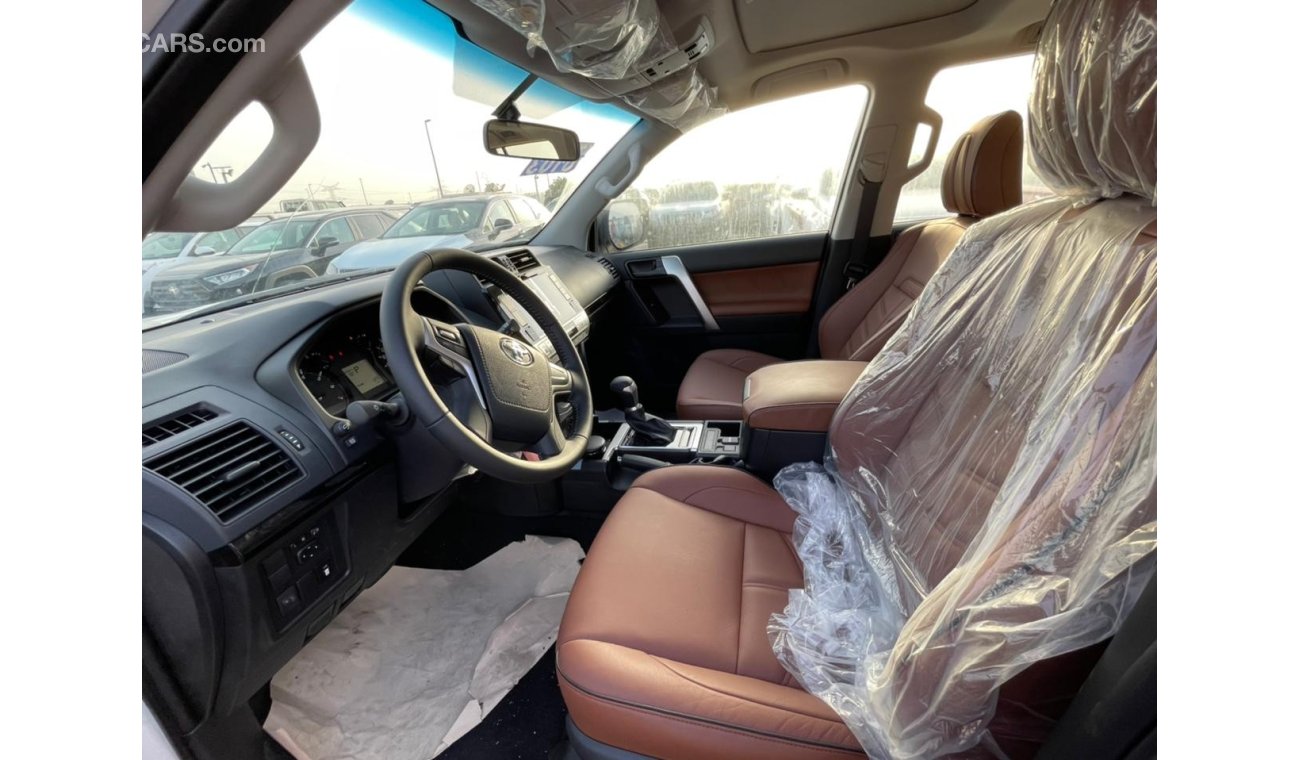 تويوتا برادو TOYOTA PRADO VX.R, 2.7L, PETROL, AUTOMATIC, WITH LEATHER INTERIOR MODEL 2021, WHITE EXTERIOR WITH BR