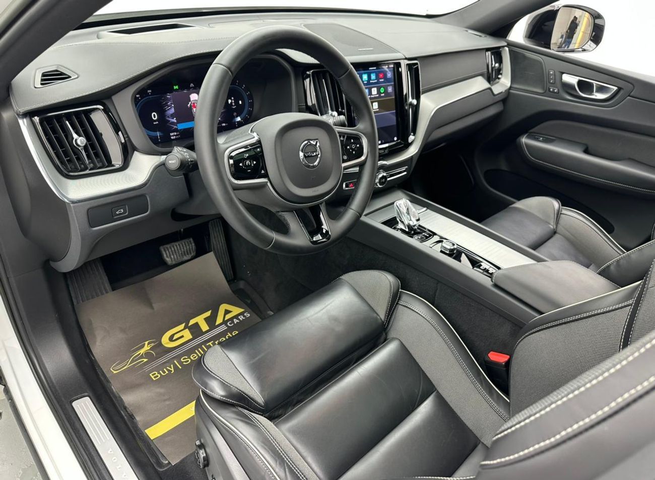 فولفو XC 60 2023 Volvo XC60 B5 Ultimate Dark, 2027 Volvo Warranty, Volvo Service History, GCC