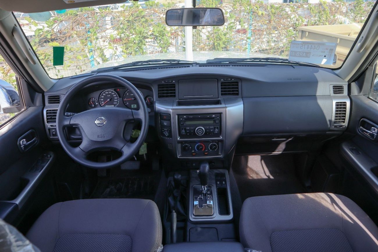 نيسان باترول سفاري nissan patrol safari 4.8L A/T 2023 model