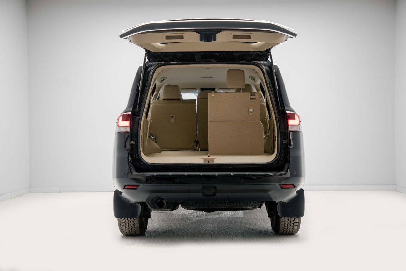 تويوتا لاند كروزر EXR 3.3L - Attitude Black MC Inside Beige | Export Only