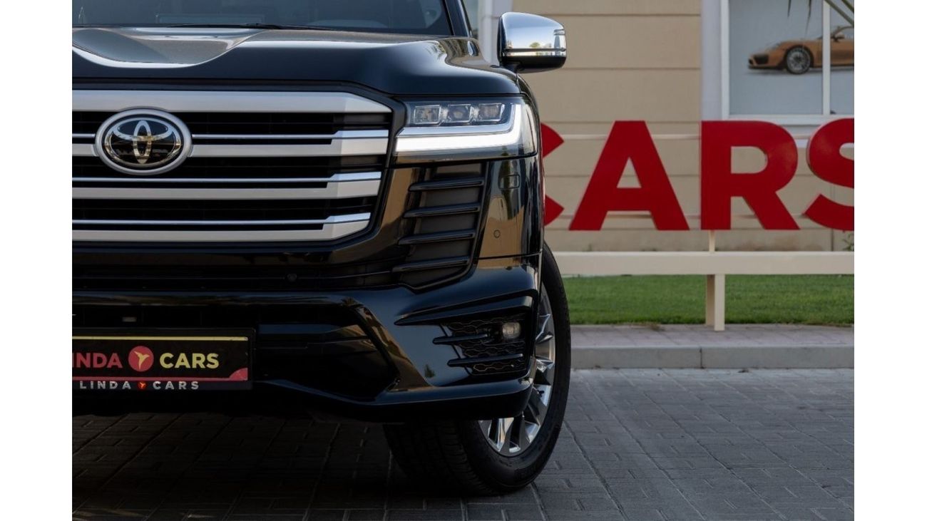 Toyota Land Cruiser Toyota Land Cruiser VXR 2024 GCC under Agency Warranty and Service Contract with Flexible Down-Payme