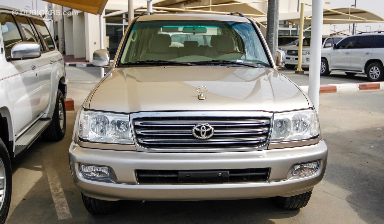 Toyota Land Cruiser GXR V6