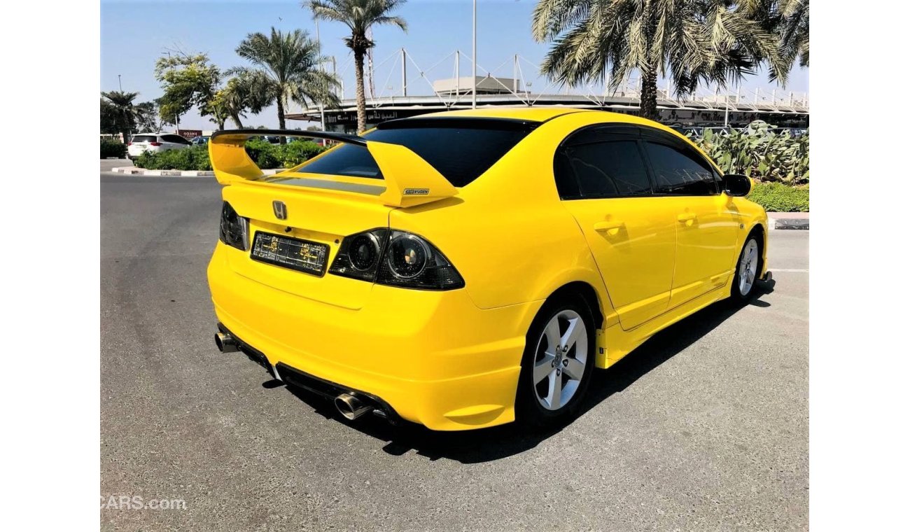 Honda Civic MUGEN KIT HONDA CIVIC IN A PERFECT CONDITION 2007 MODEL GCC CAR WITH ONLY 160000KM