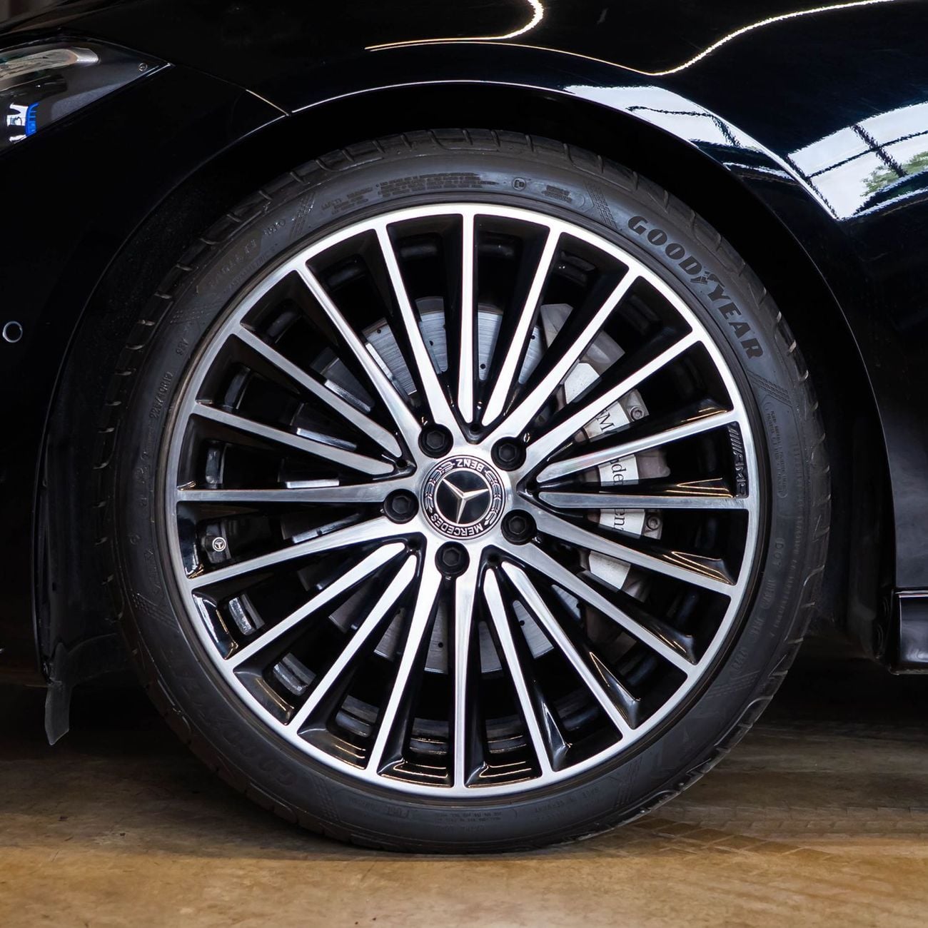 مرسيدس بنز C 200 PREMIUM PLUS