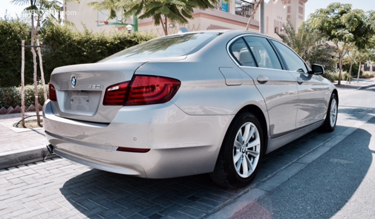 BMW 520i i