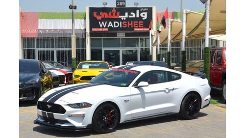 Ford Mustang FOR DRIVING ENTHUSIASTS**MUSTANG -GT-MANUAL/LOW MILEG--VERY GOOD CONDITION