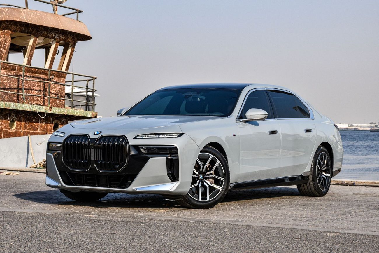 BMW 740Li 740M 2023 FULL OPTION