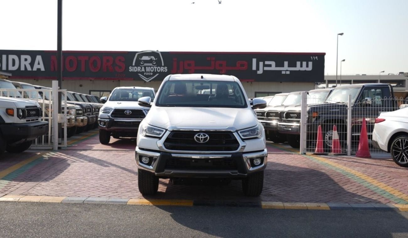 Toyota Hilux TOYOTA HILUX DC 2.7L 4X4 PETROL, A/T, MY25 FULL OPTION WITH PUSH START OMAN SPEC.