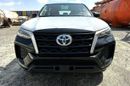 Toyota Fortuner 2.7L 4x4 LOW 6AT AVL COLORS FOR EXPORT
