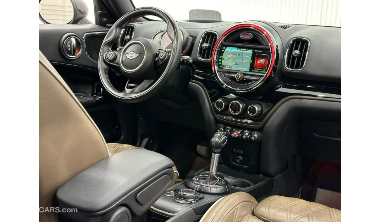 ميني كوبر إس كونتري مان 2018 Mini Countryman S, Oct 2027 Mini Service Pack, Warranty, Full Options, GCC