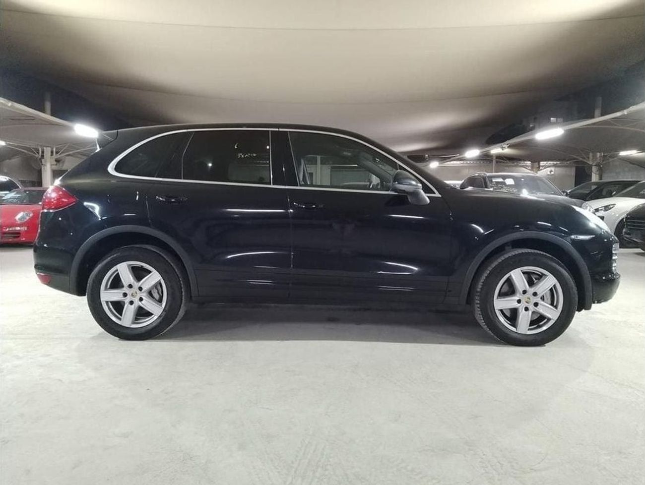 Porsche Cayenne S 4.8L PORSCHE CAYENNE S 2012 4.8L | BLACK LEATHER SEATS | KEYLESS START | POWER SEATS | SEAT HEATER