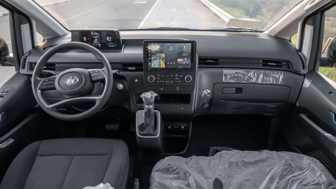 هيونداي ستاريا 2025 Hyundai Staria 11-Seater 3.5L V6 Petrol A/T FWD Only For Export