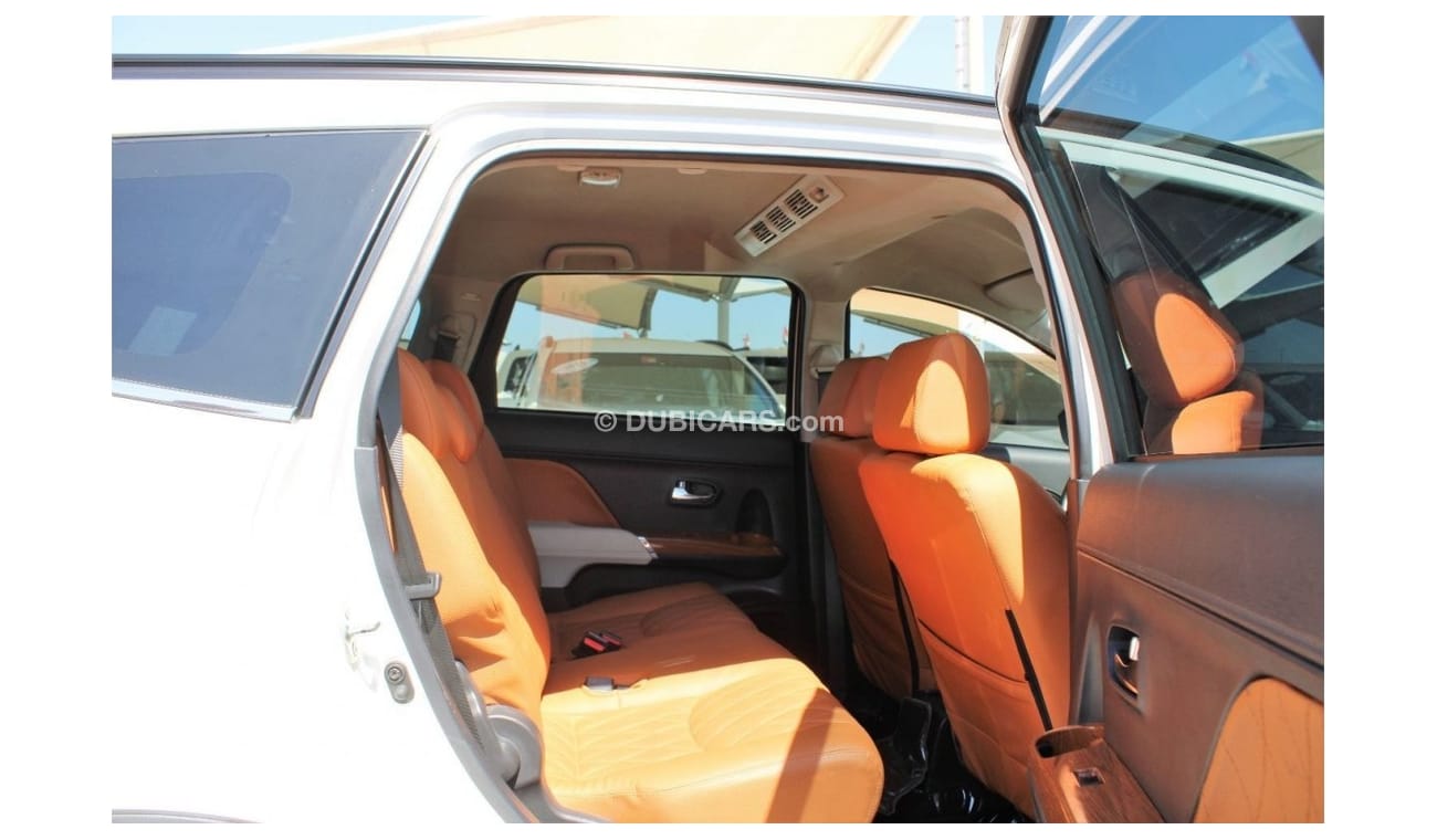 تويوتا راش خالية من الحوادث - خليجي - مكينة 1500 سي سي - جي اكي - السيارة بحالة ممتازة من الداخل والخارج