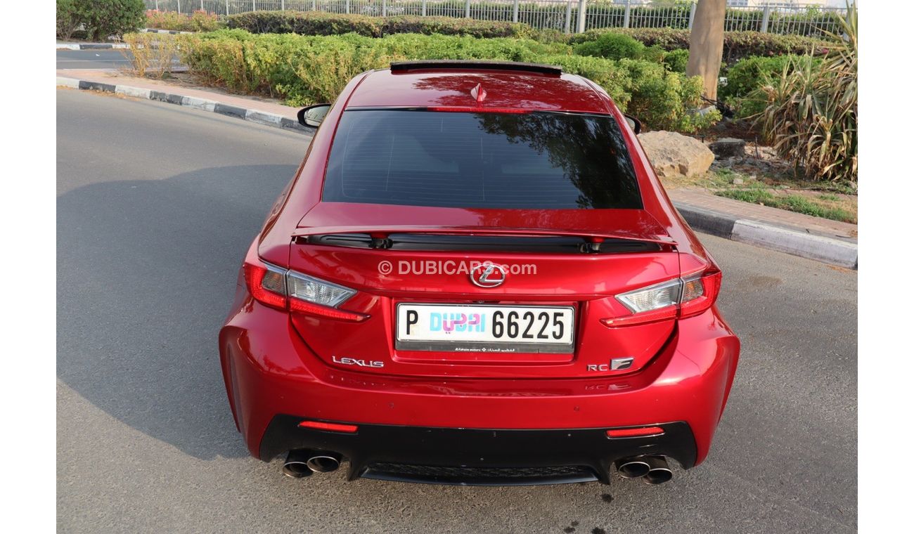 لكزس RC F V8. GCC