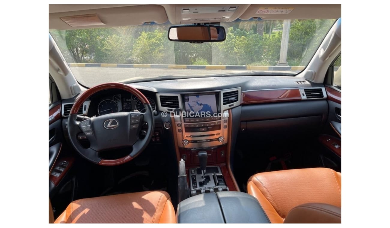 لكزس LX 570 بريمير